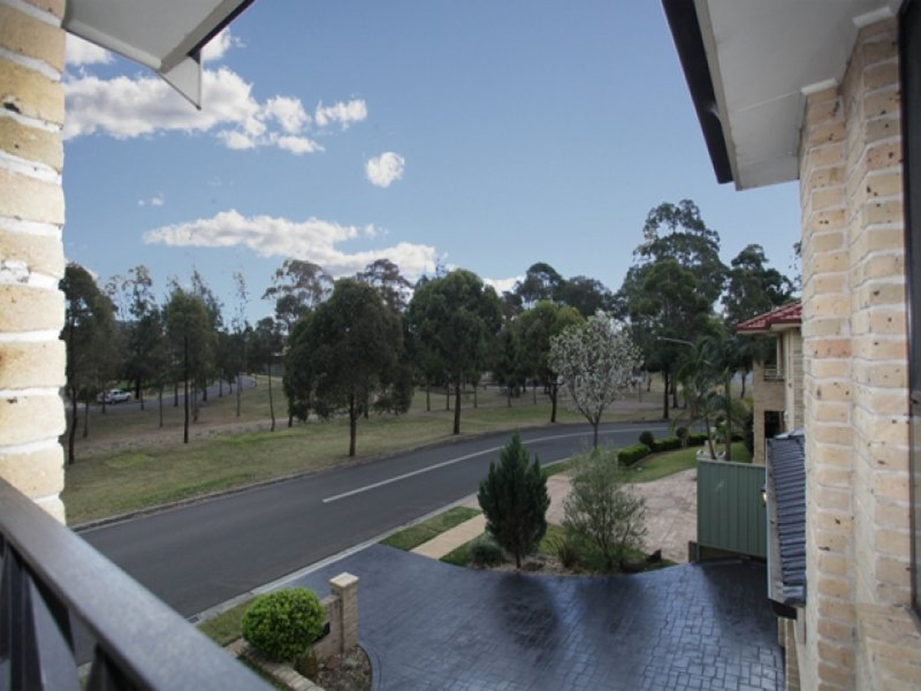 74 Glengarry Drive, GLENMORE PARK