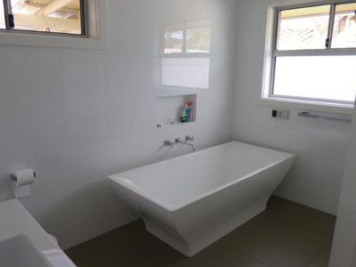 97 The Kingsway, Barrack Heights