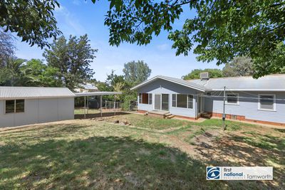 6  Varley Avenue, Tamworth