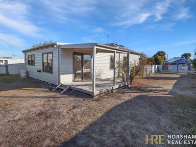 1 Don Street, Horsham