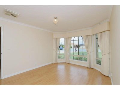 12 Antigua Place, Southern River