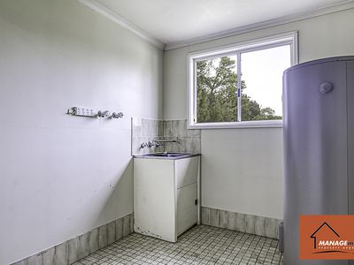 14 LEAKE STREET, Bowning
