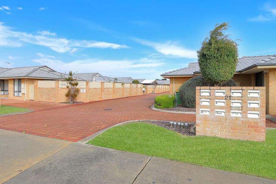 4 / 21 La Manche Avenue , Port Kennedy