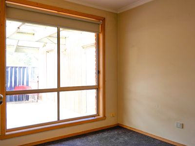 299 Heaths Road, Werribee