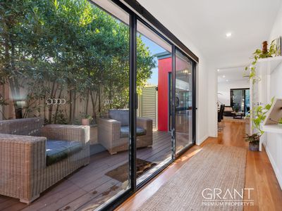 5B Raymond Street, Mount Pleasant