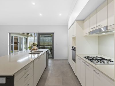 32 Brook Street, Wakerley