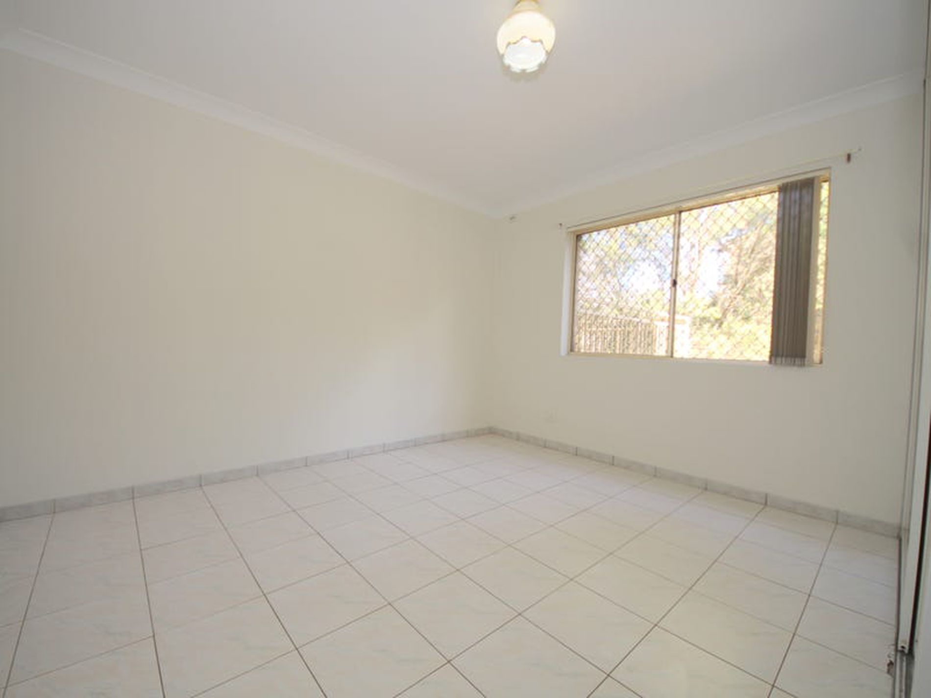 10 / 131 Meredith Street, Bankstown