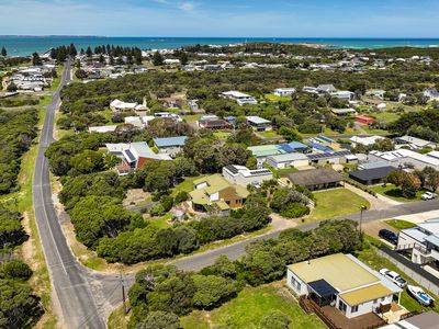 11-13 Railway Terrace North, Beachport