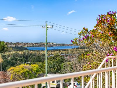 33 Tait Avenue, Kanahooka