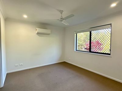 1 / 2 Summit Street, Griffin