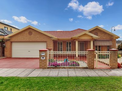 3 Hutchinson Drive, Lynbrook