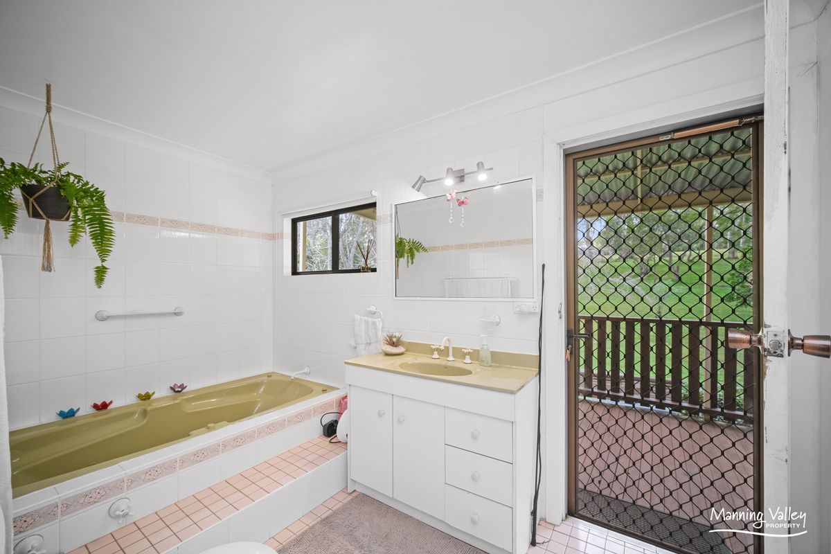 27 Claxton Street, Tinonee