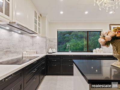 5 / 168 Mounts Bay Road, Perth