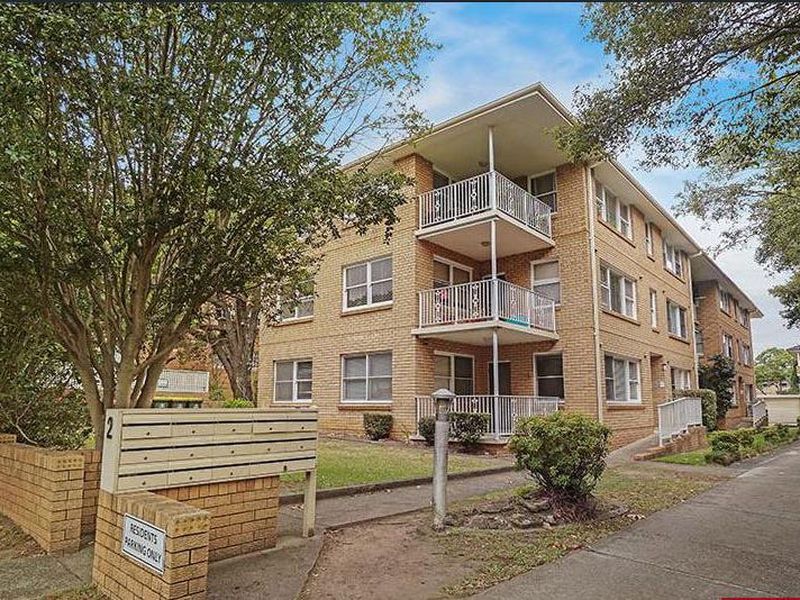 11 / 2 Surrey Street, Epping