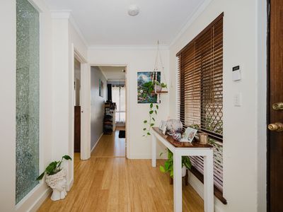 36 Holcombe Road, Warnbro
