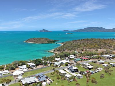 17 Arkhurst Road, Hideaway Bay