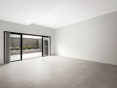 15 / 2-8 Bando Road, Girraween