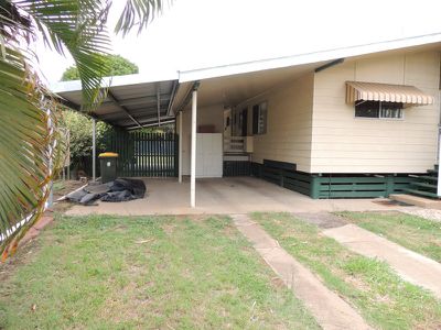 3 Barraclough Crescent, Moranbah