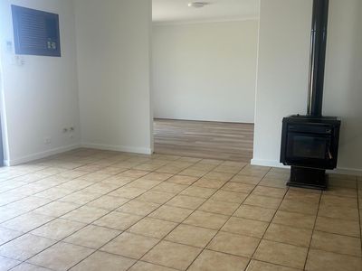2 Eves Place, Cannington