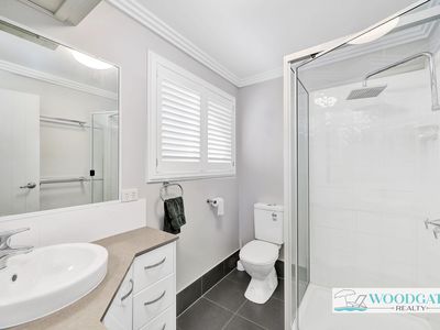 33 Emperor St, Woodgate