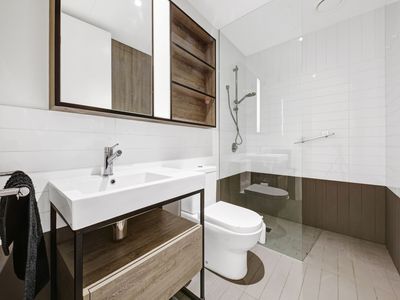 132 / 33 Quay Boulevard, Werribee South