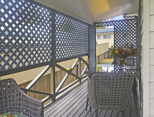 Furnished villa in lovely complex. Short term lease until end April 2026. image 11
