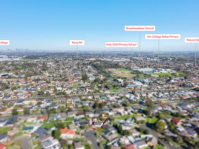 8 Yelta Court, Coolaroo