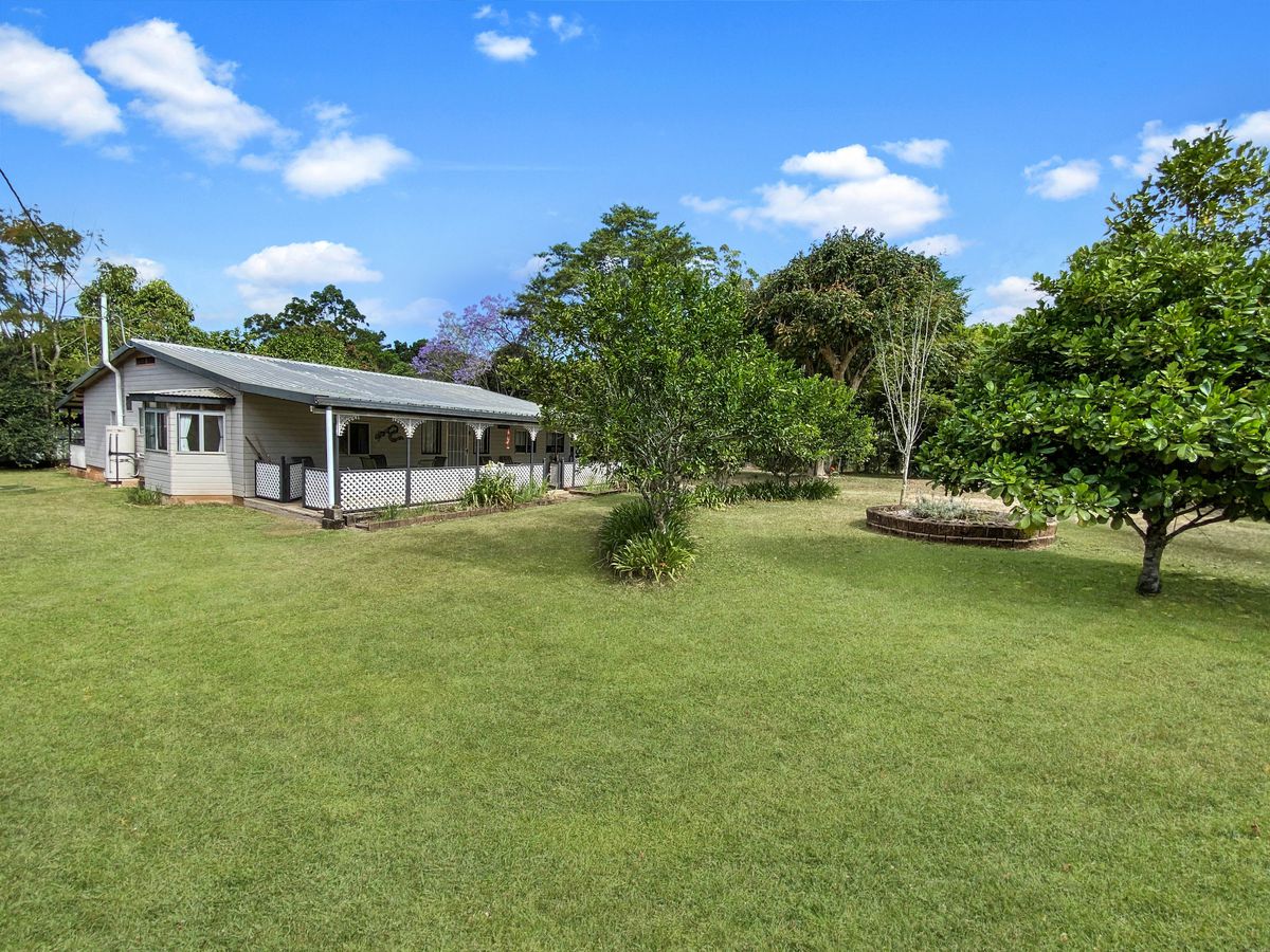 13 Panoramic Drive, Atherton