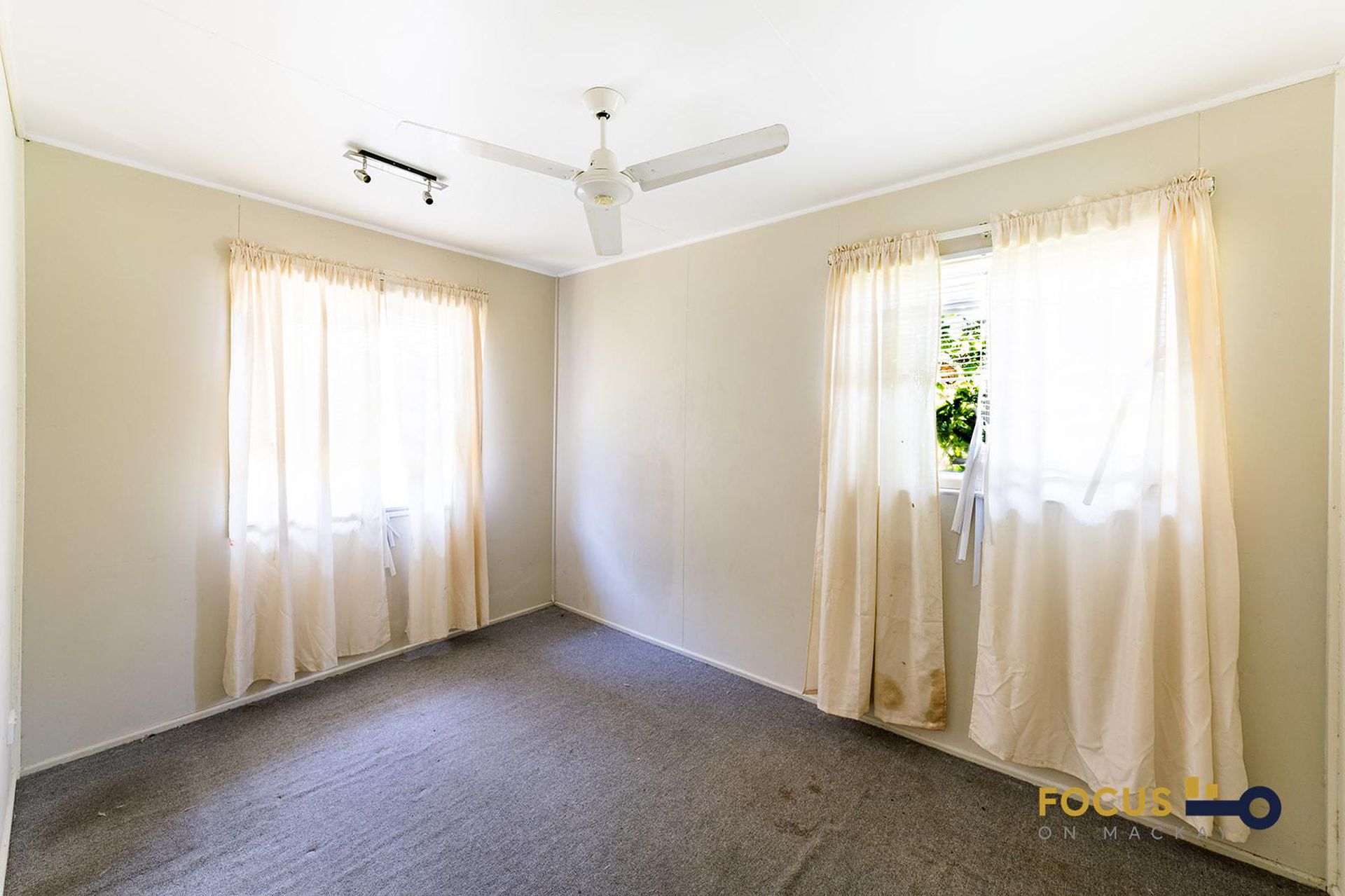 37 Range Road, Sarina