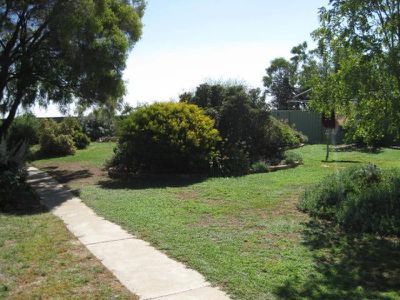 Pyramid Hill