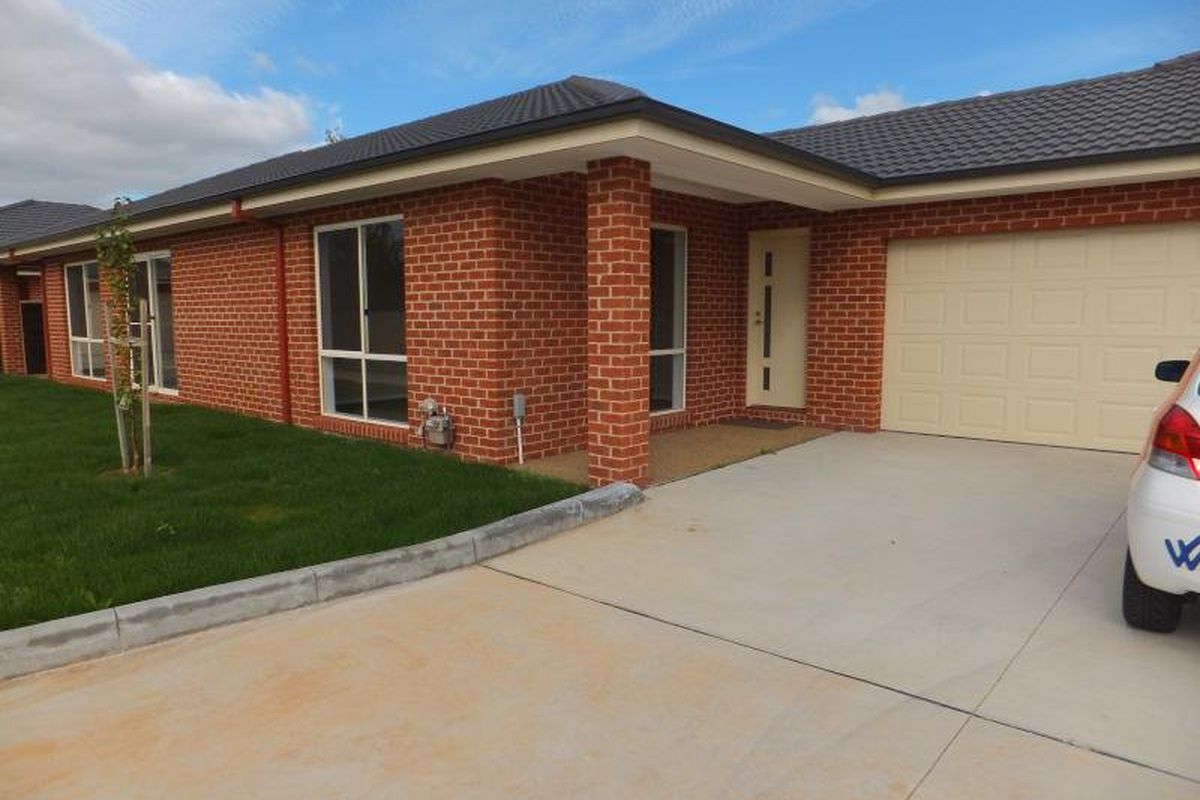 2 / 9 Richards Street, Kyabram
