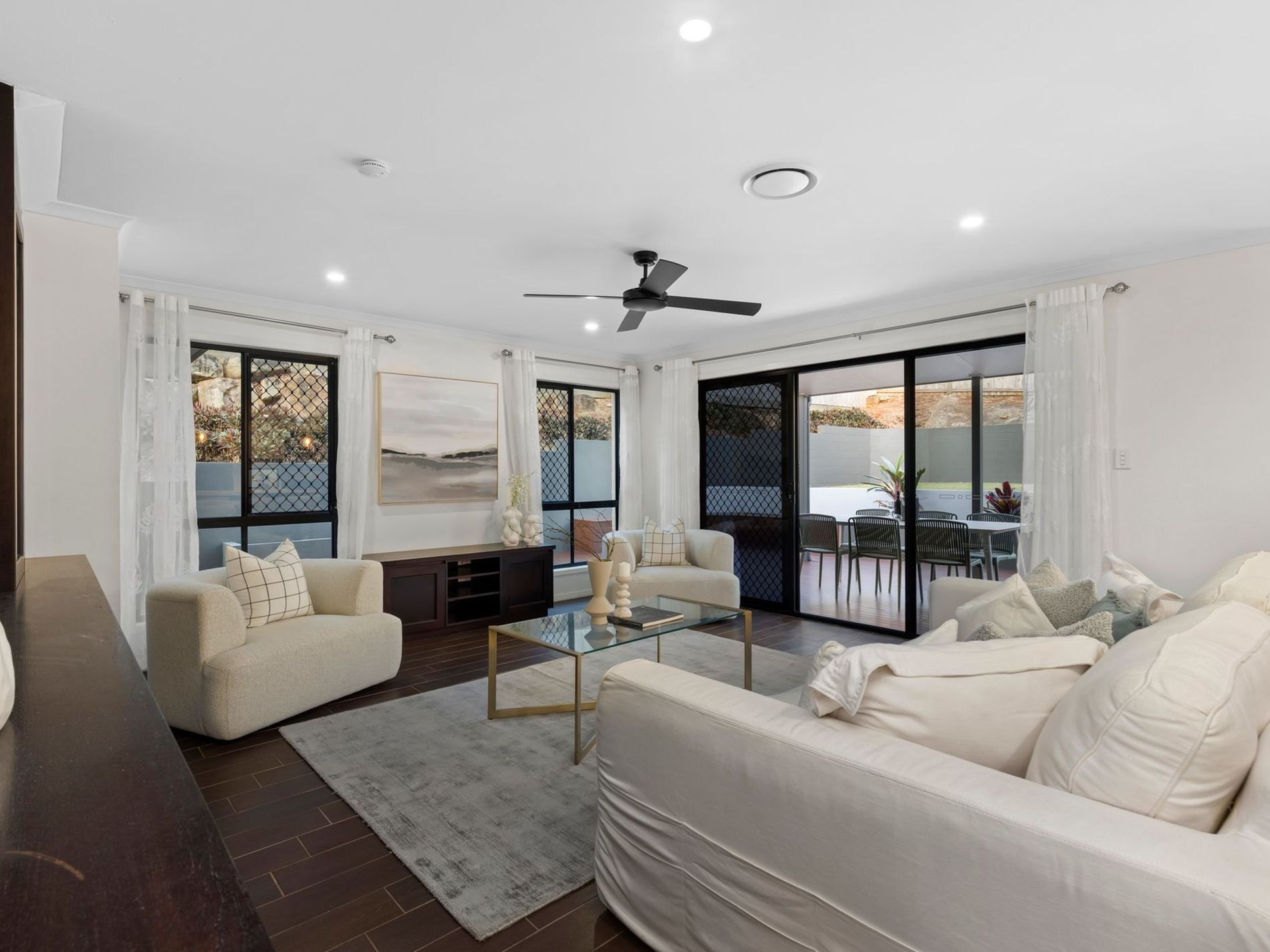 6 Lachlan Drive, Wakerley