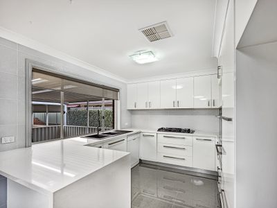 4 Westminster Court, Dubbo