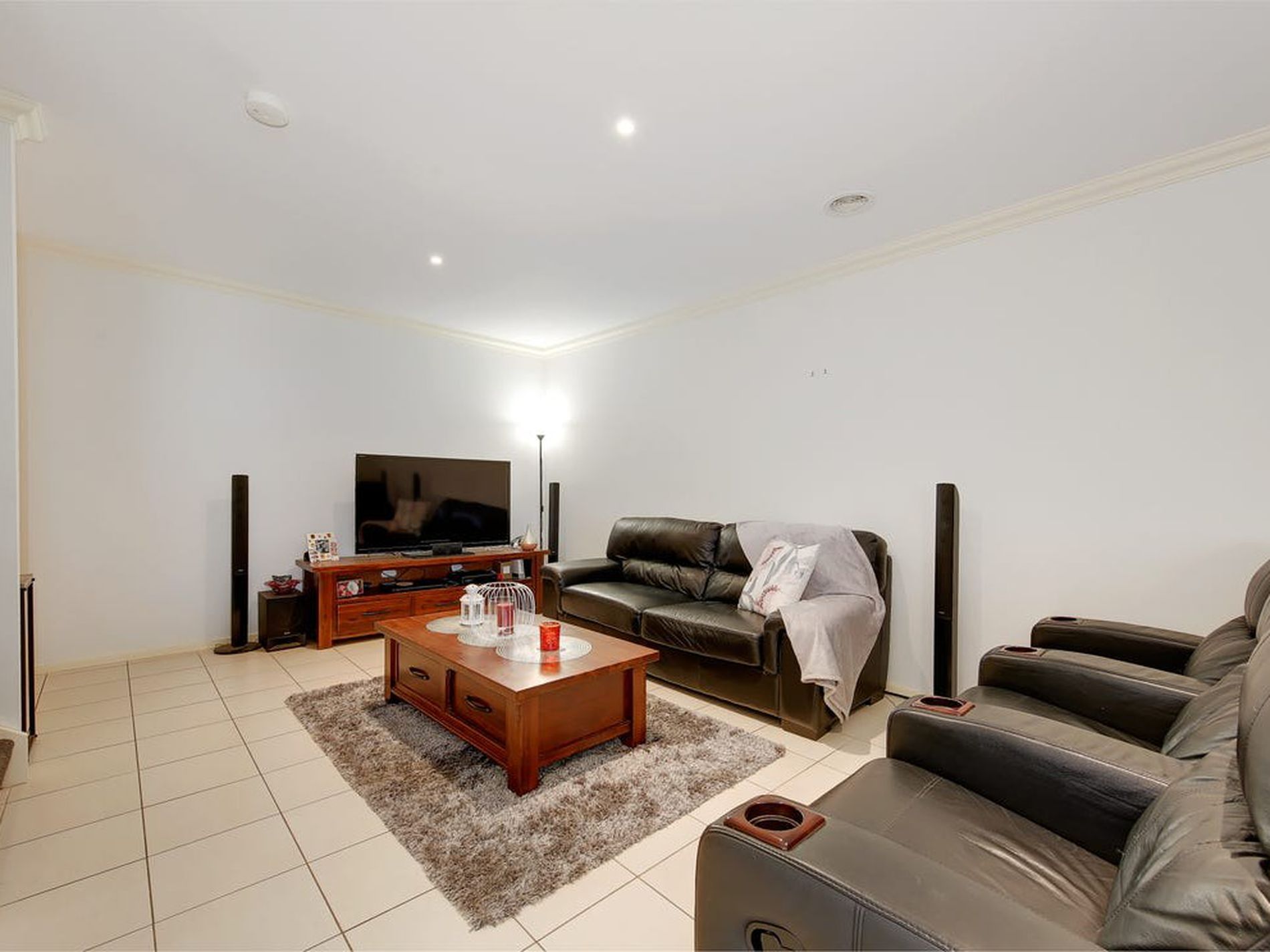 8 Sussex Court , Tarneit