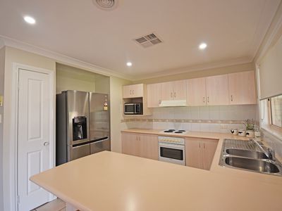 17 Poidevin Place, Dubbo