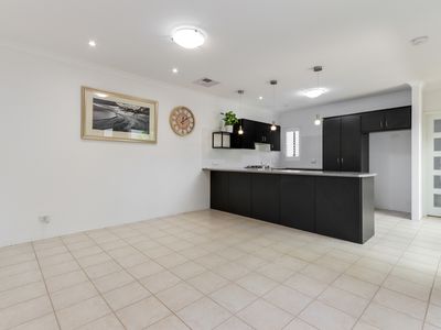 12 / 15 Creery Street, Dudley Park