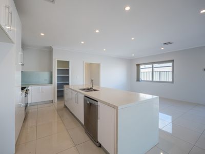 6 Arrino Parade, Baldivis