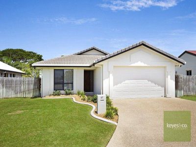 67 Mayneside Circuit, Annandale