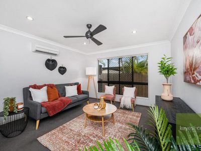 14 Chesterton Court, Kirwan