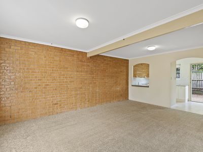 15 MAGELLAN RD, Springwood