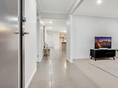 8 Kyah Close, Kallangur