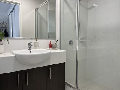 8B Lancing Way, Balga