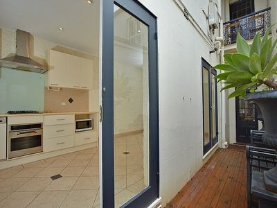 87 Stewart Street, Paddington