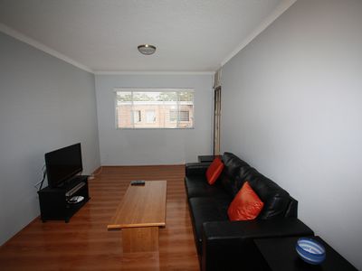 9 / 7 Meadow Crescent, Meadowbank
