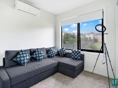 28 Hutchison Street, Niddrie
