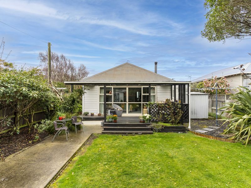 22 Hargest Crescent, Saint Kilda