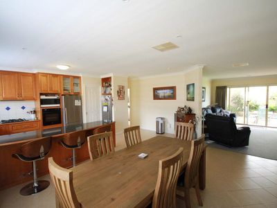 28 Collyndale Drive, Wangaratta