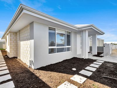 68 Leeward Avenue, Eglinton