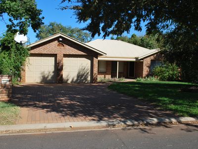 23 Falconer Way, Dubbo
