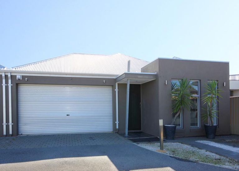 15A Albany Close, Oaklands Park